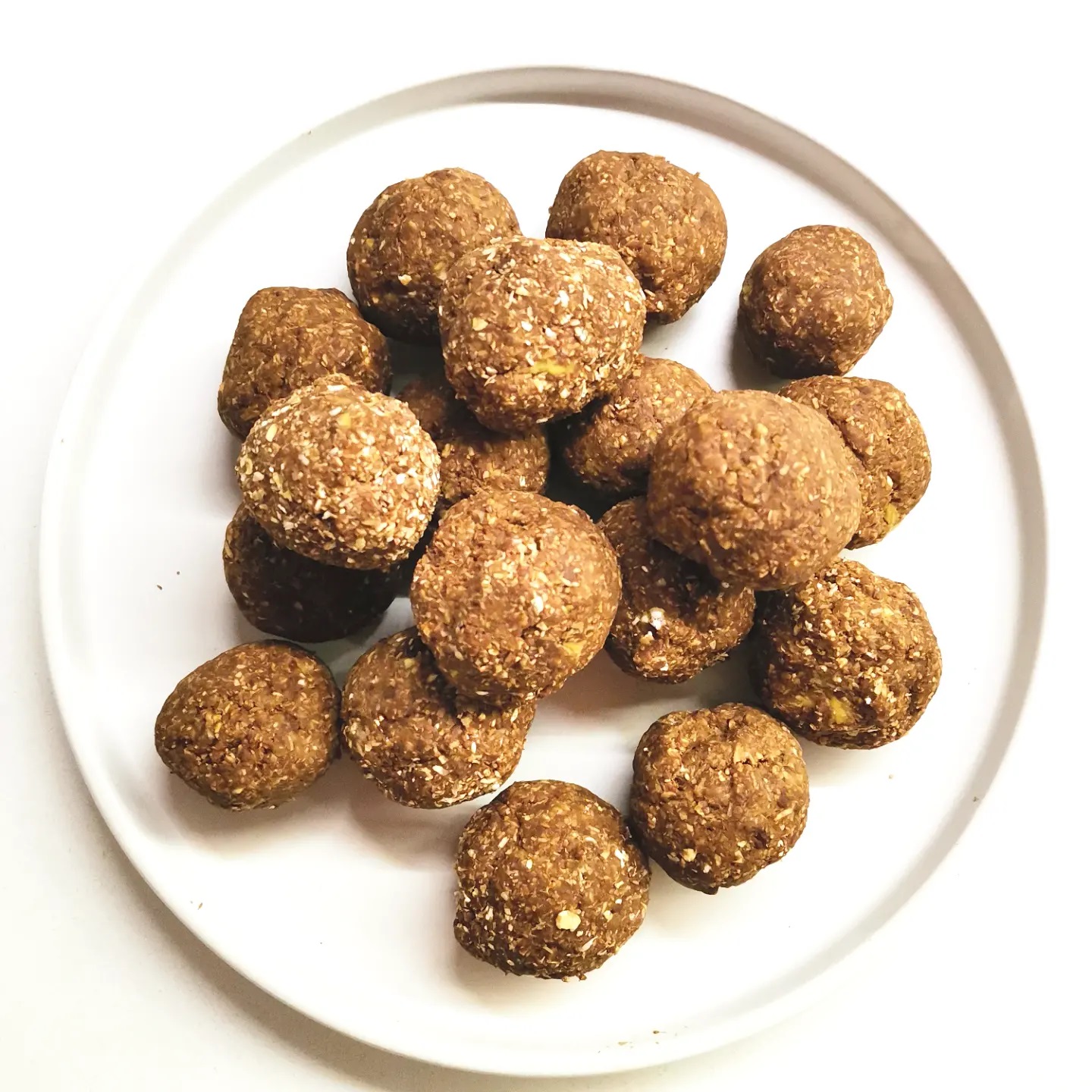 sokolateniesbalitses